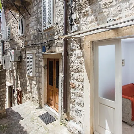 Lanterna Dubrovnik
